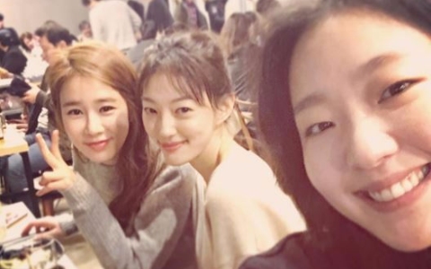 《鬼怪》金高銀素顏照被嫌「醜」急刪IG 網友看完說「明明就很美啊」 太妍被說不紅「6個字」留言嗆爆對方