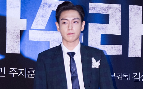 T.O.P.當兵超適應 被問到「軍事用語」他卻回答BIGBANG新歌 笑翻在場所有人!