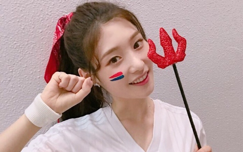 「粗壯腿」消風!被酸民罵到怕…鄭彩娟狂瘦 站在BLACKPINK身旁 腿細到讓人心疼ㅠㅠ