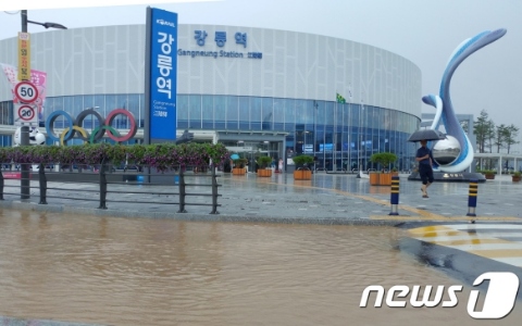 要去踩點的注意！鬼怪、防彈拍攝景點「江陵市」因大雨釀成水災！