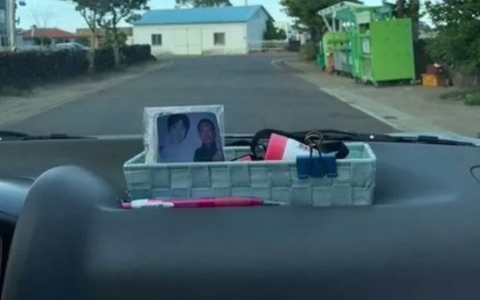 「在濟州島旅行卻搭到偶像親爸的車⋯」超珍貴後記獲眾人羨慕！