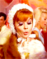 Image提供_giphy.com