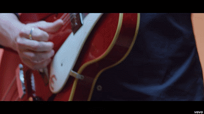 Image來源_Youtube | JamesBayVEVO