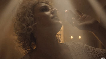 Image來源_Youtube | CamVEVO