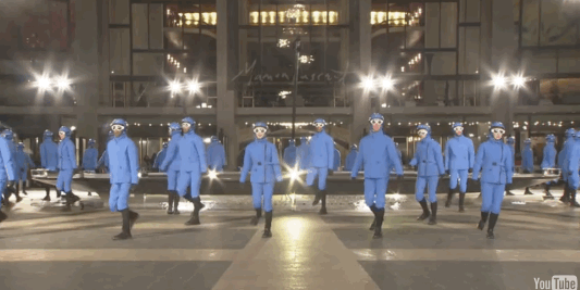 圖片_Moncler官方網站