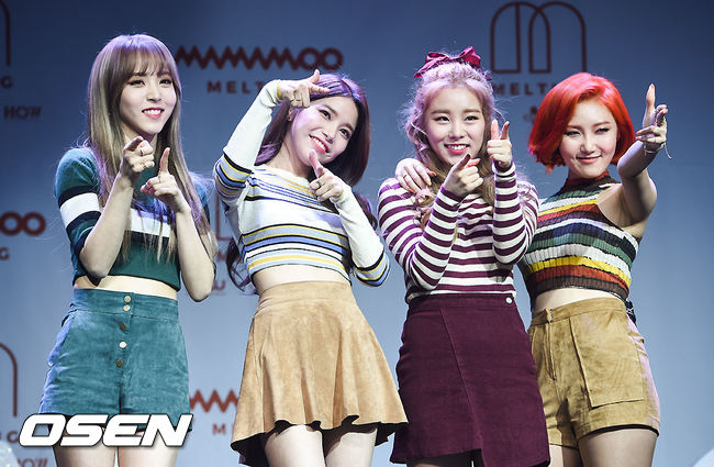 在舞台上流下喜悅眼淚的她們,底下的網友也紛紛表示,「MAMAMOO 終於獲得一位了!」、「這次的新歌真的很好聽,之後的演藝之路一定會更順利。」、「有實力的團體都被看見了,希望她們能獲得更多冠軍。」