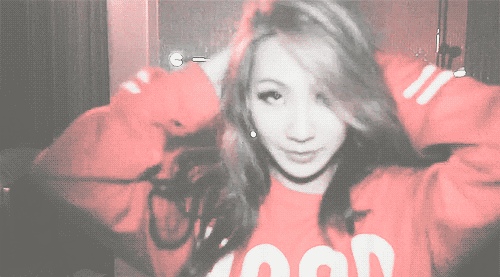 Image來源_2NE1 <DO YOU LOVE ME> MV