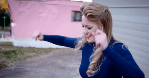 Image提供_giphy.com