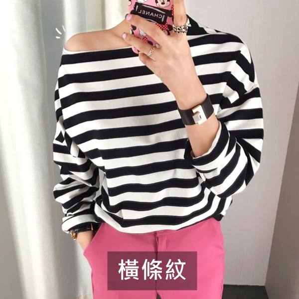 ▽▽橫條紋
因為橫條紋有延展的視覺效果,所以如果穿上橫條紋的款式,那麼理所當然胸部就會看起來比較厲害囉!不過摩登少女比較不建議肉肉女穿上橫條紋,不然會全身都看起來一樣腫喔!