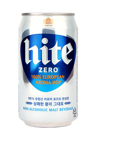 7.hite ZERO
也是由HiteJinro推出的一款零度數碳酸飲料,保留原始的啤酒芳香,能感受到初麥芽的清爽口感,讓你隨時隨地享受啤酒的芳香, 不用擔心酒駕, 不用擔心攝取過多熱量。