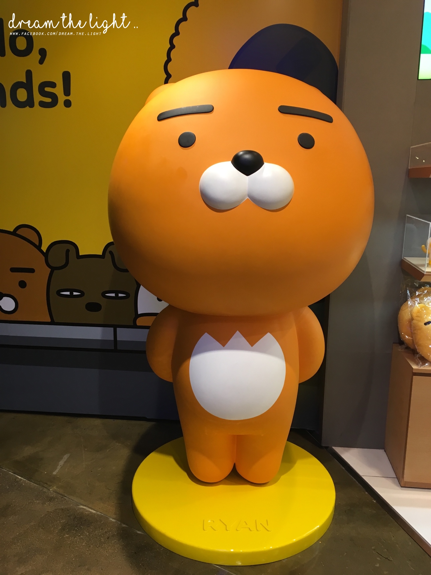 ♥ Kakao Friends - Ryan
這隻小獅子是 Kakao Friends 的新角色「Ryan 」,不要以為他是新角色就沒有什麼人氣,只能說他的東西目前為止不是缺貨就是斷貨。