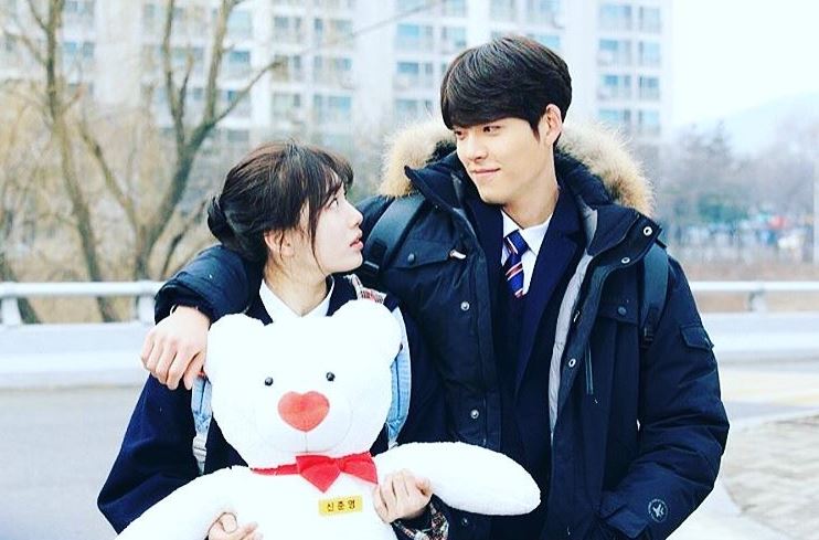 ✿TOP 5- KBS2《任意依戀》
話題佔有率:3.92%
※講述男女主角年少時結下惡緣黯然分離,長大後以巔峰高冷男巨星申俊英(金宇彬飾)和卑微勢利的紀錄片製作人盧乙(秀智飾)的身份相遇,進而展開一連串的愛情故事。