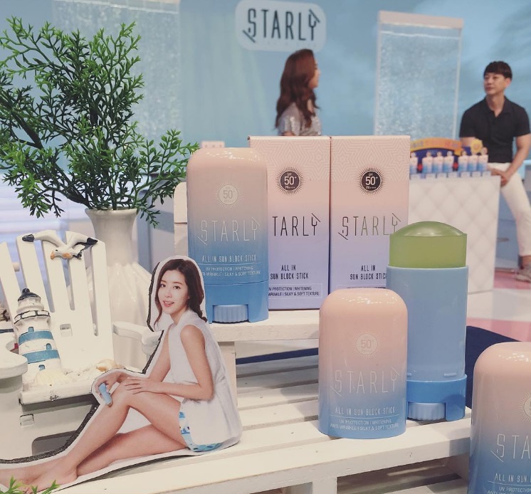 以粉底、防曬做為開端,強調防水、透明、薄透、方便使用
不過,Starly目前沒有實體店面,只能靠網路購買,價格大約500台幣左右也算平價