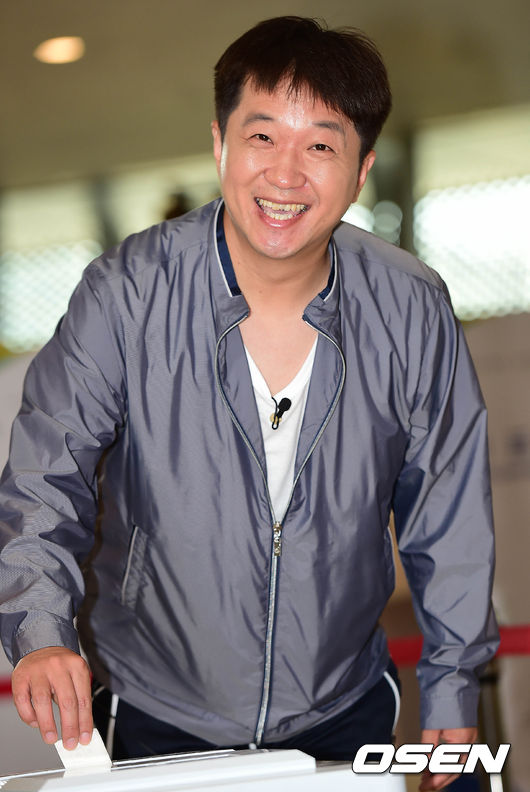 FNC聲明指出:「其實在今年五月時,鄭亨敦就有復出《無限挑戰》的打算,最近都已經在計畫回歸日程了,但是一決定復出後,鄭亨敦的精神壓力又伴隨而來,帶著心裡重度壓力去錄製節目,讓他覺得心有餘而力不足,因此才決定下車(退出)。同時也很感謝陪伴他10年的《無挑》以及觀眾們。」