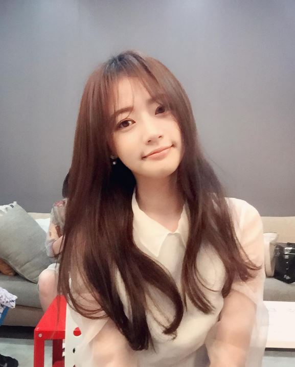 澤演在劇中有句台詞是「我一定要摸到妳!」雖然知道澤演救人心切,但不知道他有超能力的話,那句台詞配上劇中澤演伸手想摸到宋昰昀的畫面,真的太變態啦XDD