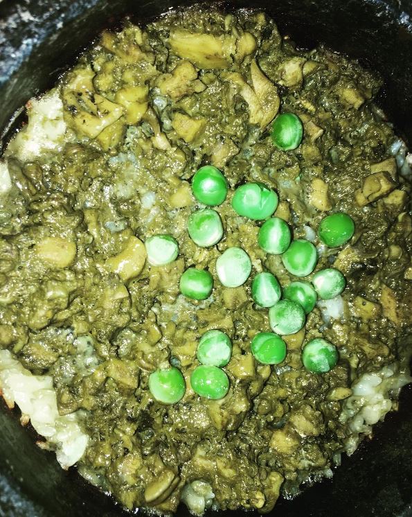 前幾天GD上傳了這張照片,這黏稠感看久了,真的讓小編有點不舒服XDD 這到底是什麼啦哈哈哈~~~有不少網友留言問GD這食物的真面目,要不然就是懷疑GD的拍照技術,怎麼可以把食物拍成這樣(笑)