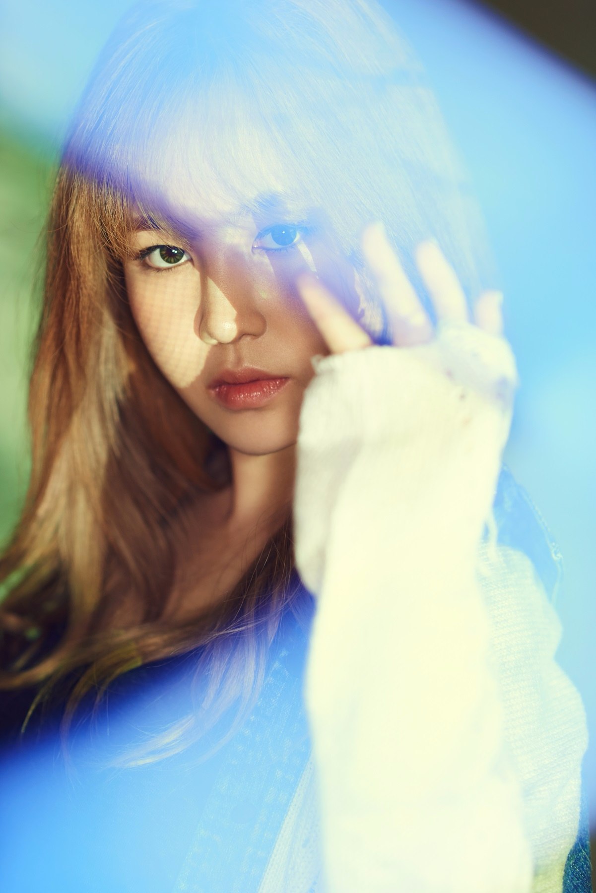 大家還記得她嗎?她和李遐怡之前都是《K-pop Star》第一季的選手,當時在比賽中演唱了Adele的〈Rolling In The Deep〉,好歌喉得到許多好評,甚至在美國CNN電視台被報導,最後在選秀節目中,也以「299分」接近滿分的成績奪得總冠軍!