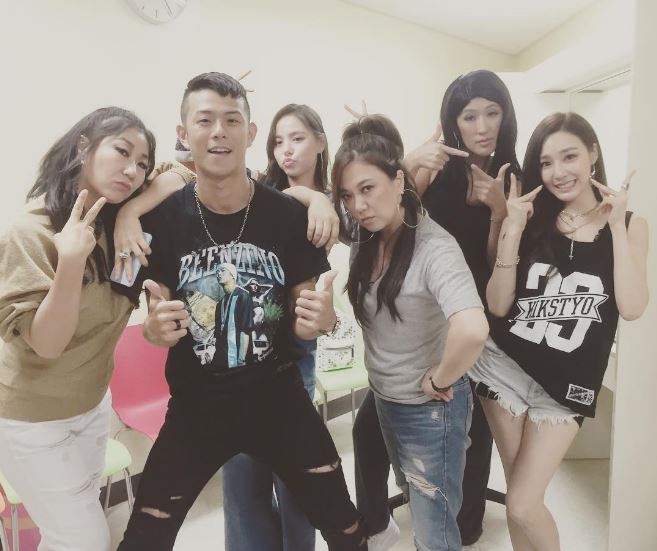 而且據說Tiffany的夢想「成為模特兒」篇也已經著手在進行,但礙於社會對於Tiffany的觀感,已經進行的部份也不得不將全數廢除。總是竭盡全力在幫成員完成夢想的Tiffany沒有完成夢想就離開節目,也讓不少粉絲感傷