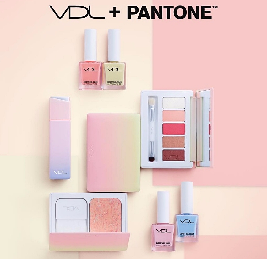 #VDLxPantone 方塊香水隨身瓶 (20ml)
當初Pantone系列一推出,瞬間秒殺眾人!
這瓶香水的價位算中等(台幣約700),衝著包裝,偽少女覺得這系列都很值得入手阿