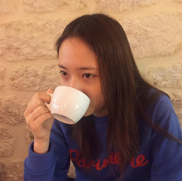 ▶ 喝杯熱飲
要睡個好覺很重要的一點就是要溫暖身體,所以大家常說睡前喝杯熱牛奶是真的有效的喔!除了牛奶之外,熱可可中的可可鹼成份也能幫助身體放鬆、平靜心情