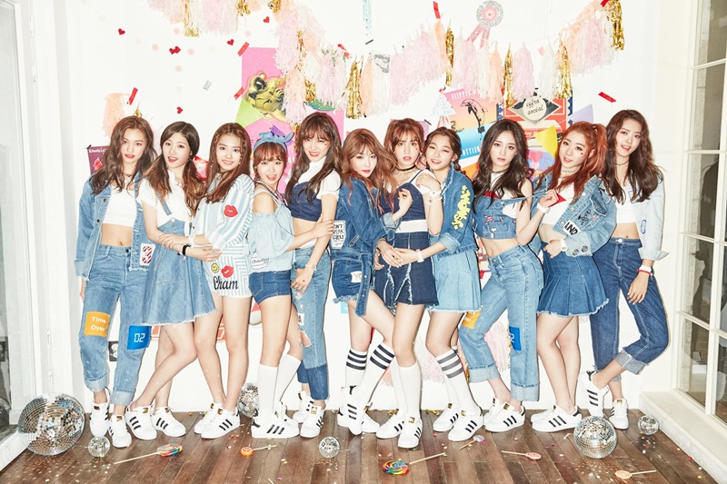 成員則是在《PRODUCE 101》中可惜落選的李海印、金昭希、尹彩暻、李殊賢、韓慧悧等五位練習生,話說小編覺得I.B.I這團名跟I.O.I真的好像XDD