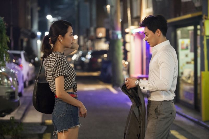 ➔SBS《嫉妒的化身》
※主要在講述生計型氣象主播表娜麗(孔曉振飾),和大男人主義的老手記者李華信(曹政奭飾)及財閥三世男高正元(高庚杓飾),三人之間愛情與嫉妒的愛情羅曼史。