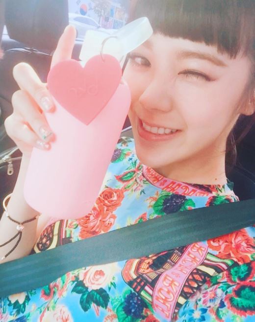 因為自從Lizzy從RM成員名單中下車後,就傳出Lizzy遇到事業及情緒上的低潮,更曾傳出曾罹患憂鬱症。上次回鍋RM作為特別來賓收視率竟然還小幅下滑…更是讓人擔心加深本來就很在意自己從《RM》離開的Lizzy 的打擊。