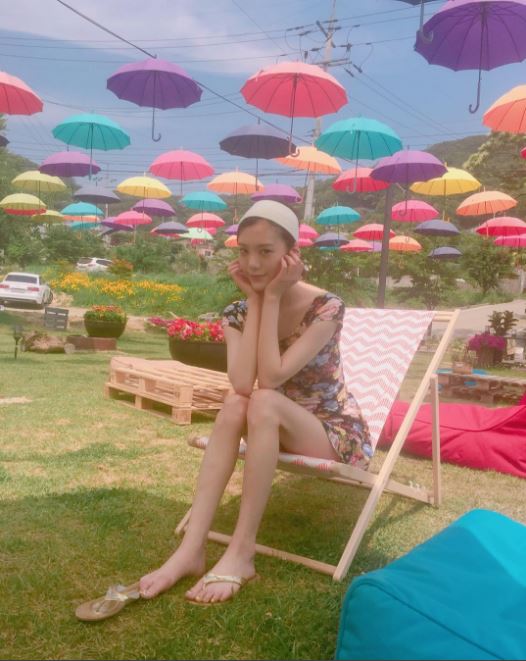 而且Lizzy近來和出道相比真的是瘦了太多,本來開朗又有綜藝感的Lizzy近來上節目,卻常被說粉絲擔心是在強顏歡笑…活動也遠不如AS當紅時的多,更是讓粉絲心疼Lizzy的處境。
