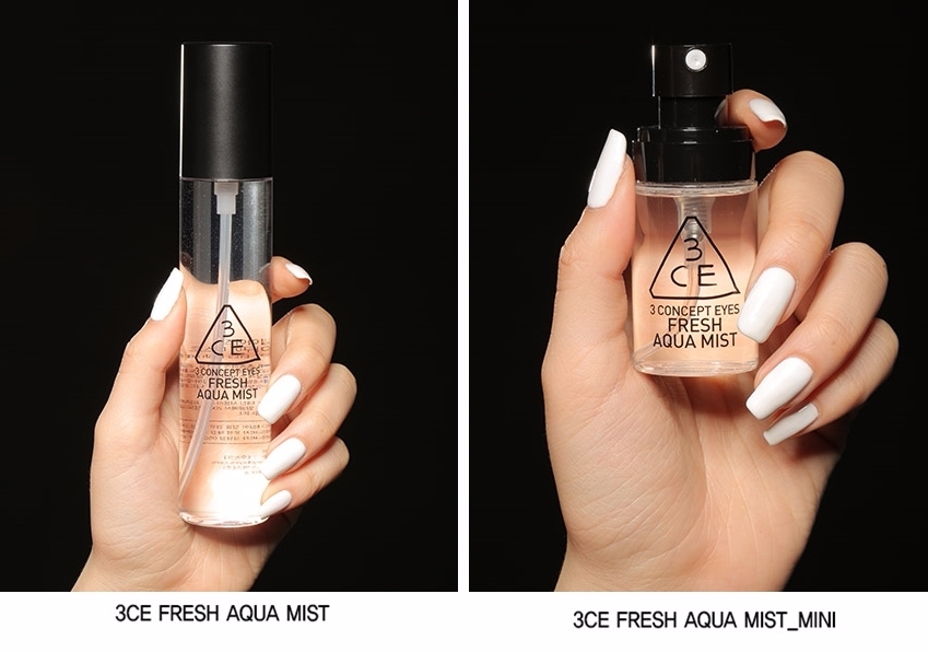 ▶3CE FRESH AQUA MIST
最近這瓶定妝噴霧在韓國大熱,可當化妝水也可用來定妝,一瓶兩用!
富含多種礦物質冰河水和6種海草類複合萃取物,不僅可以保濕,還可以為肌膚帶來光澤與彈性,只要噴一下,就完成夢寐以求的水潤光澤肌