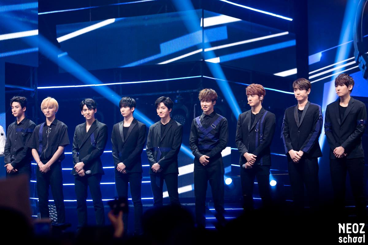 經過幾個月的對決下來
Dance隊最終獲得出道機會
團名為「SF9」
「Sensational」代表讓世人驚豔的少年們;
「First」是 FNC Ent. 首次推出的舞蹈男團,也有希望他們登上頂端的意思;
「9」一方面代表9位團員,一方面取其諧音「久」,希望他們能長久活動。
現在就來一一為大家介紹一下九位小鮮肉吧 !!!!!!