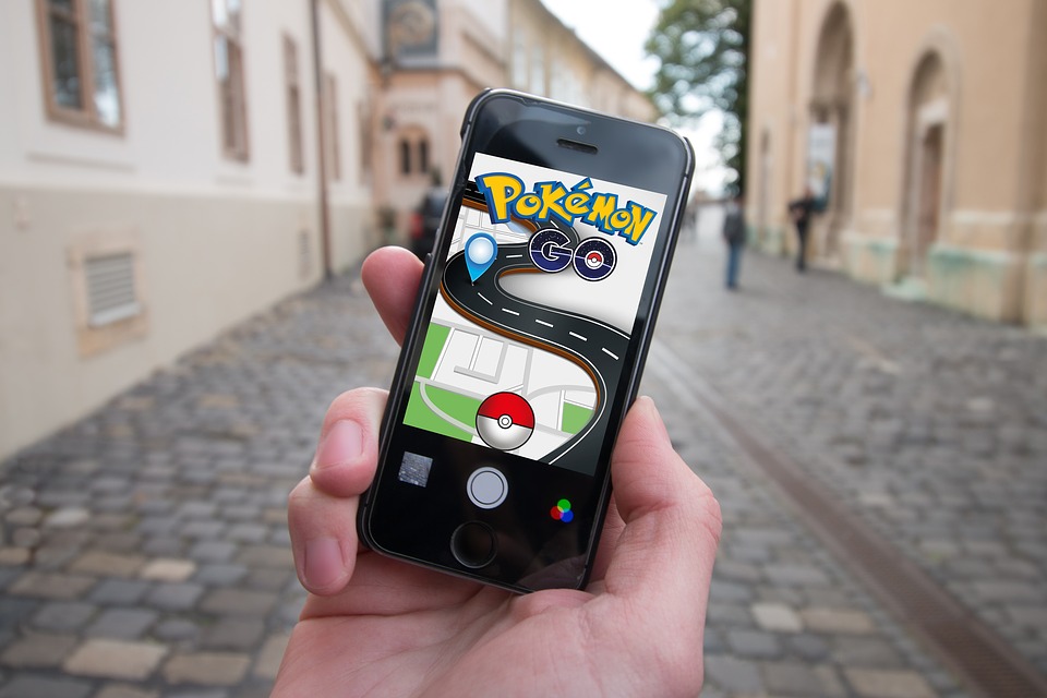 為了表示抗議,Ruslan Sokolovsky才將自己在教堂玩Pokemon Go的影片上傳到YouTube的...Sokolovsky還表示:「這完全是無稽之談!拿著智慧型手機在教堂周圍閒逛會冒犯到什麼人?」