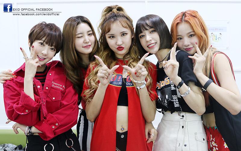 EXID 出道:2012
EXID爆紅的故事,想必大家都很了解了。抱著這一張專輯再不行,也就只能這樣,面臨解散危機前最後一搏的《Up & Down》本來發片時也沒有受到注意