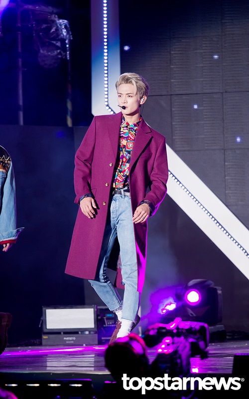 ◆SHINee 珉豪
-「珉豪的花美男外貌中,其實還帶了點剛強的男人味!」
-「雖然有喜歡的人,也有不喜歡的人,但基本上都還是認證了珉豪的外貌。」