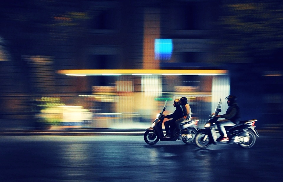 #4 6pm-10pm 夜行神騎 (The Night Riders)
下班後,就是個人風格的展現。大多會選擇非常喜歡的歌曲,因此熱門新歌、歡熱西洋流行樂相當受歡迎。