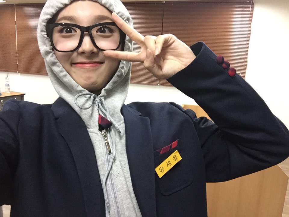 娜璉也補充道「我們喜歡叫外賣,我們有的外賣優惠券應該是女團成員中最多的,而且我們有拿存的優惠券叫過外賣」。「 韓國點外賣都會送優惠券,可以用多張優惠券再換外賣」