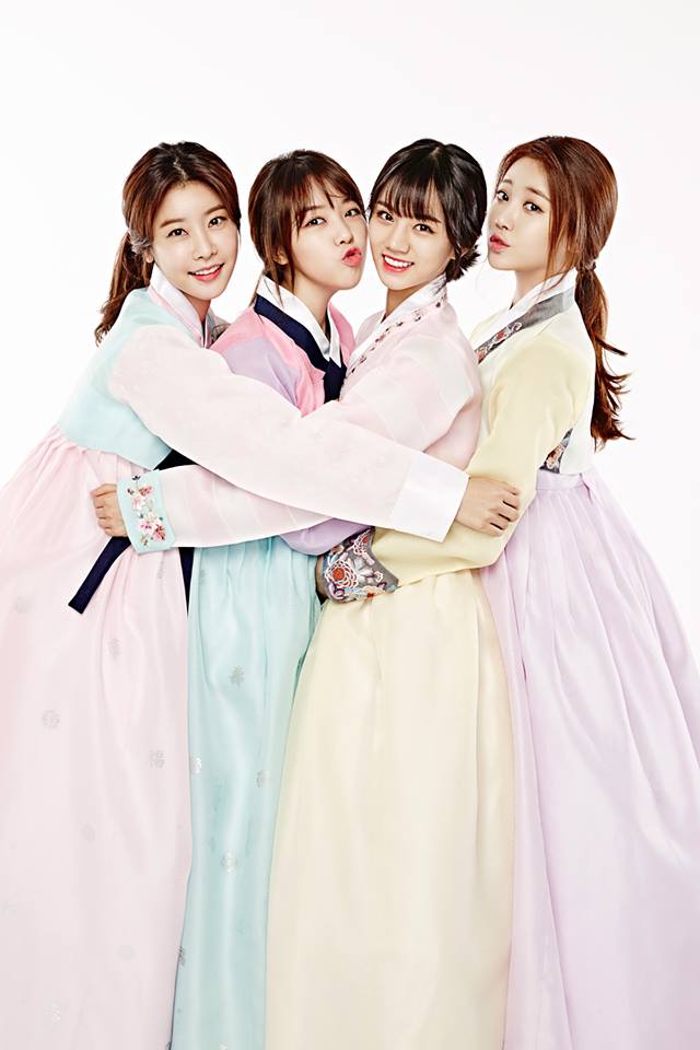 2010年出道的女團Girl's Day,經歷幾位前成員的退出及新成員加入後,2013年以歌曲《期待吧》受到關注並提高了知名度,隔年年初再以《Something》拿下許多音樂獎項。