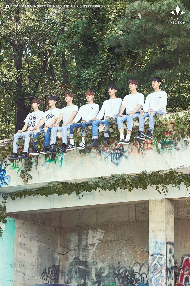 沒錯沒錯~~~就是VICTON
這也是Plan A經紀公司第一次首推男團呢~
成員包括韓勝宇、姜昇植、許燦、林勢俊、都韓勢、崔秉燦、鄭秀彬
都是1994年~1999年的小小鮮肉來著XDD