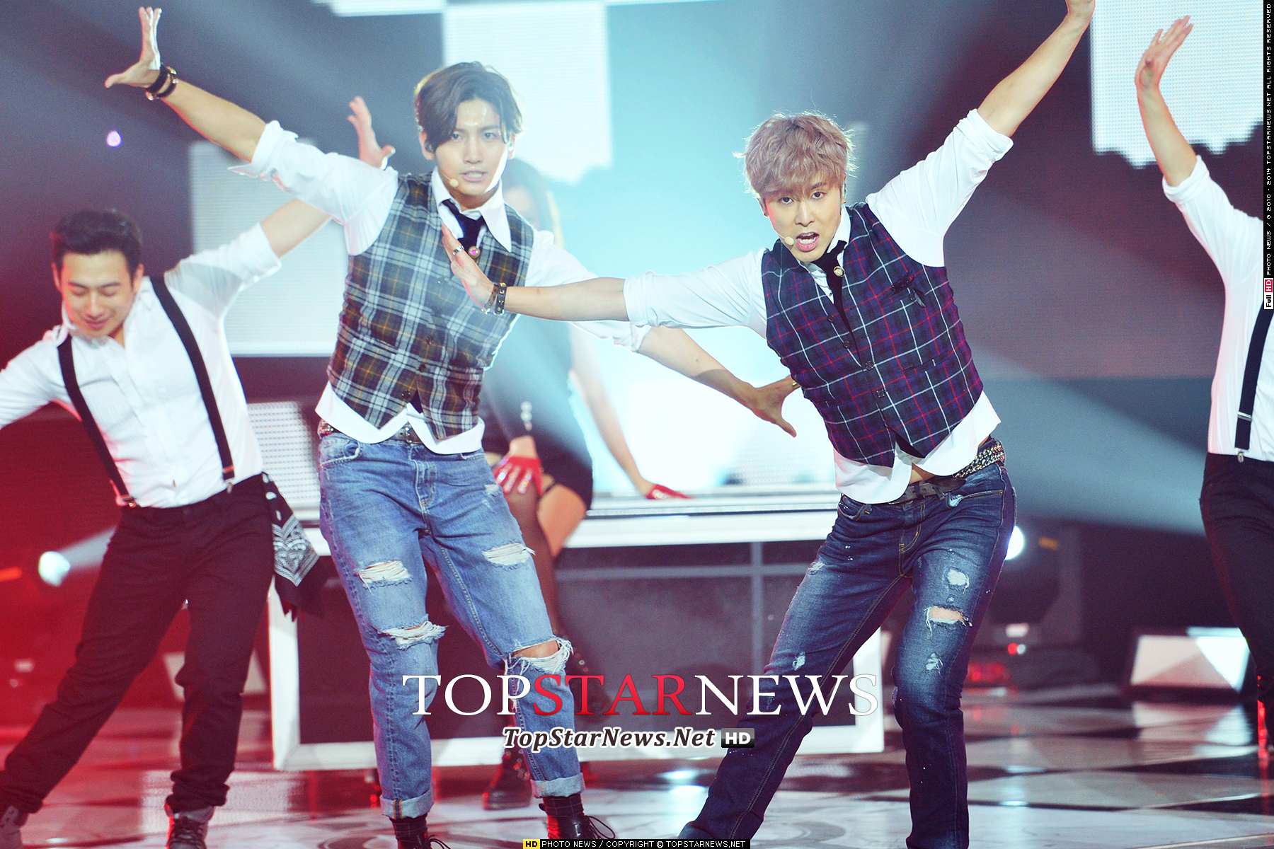 2007年之後~東方神起的時代~
2007年 9億日圓
2008年 15億日圓
2009年 68億日圓
2010年 94億日圓
2011年 26億日圓
2012年 24億日圓
2013年 34億日圓
2014年 36億日圓
2015年 28億日圓
2007年到2015年累積了驚人的銷售數字334億日圓(約台幣96億4千6百萬)!!!
