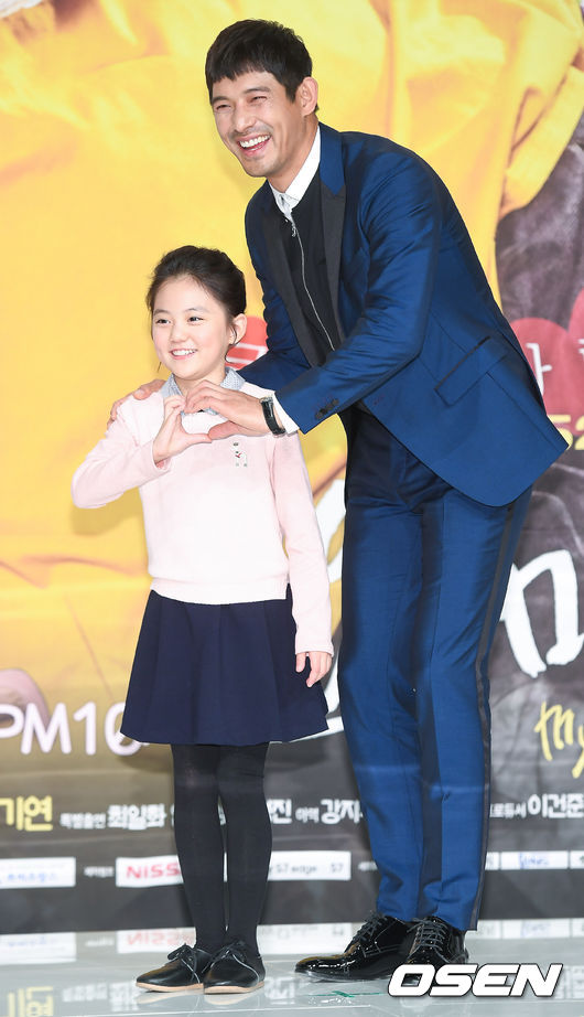 ✿TOP 9- KBS2《Oh My 金雨》
話題佔有率:3.88%
➔上升6個名次
※講述一位父親照顧患有小兒癡呆症、記憶喪失的8歲女兒的過程中,體悟到人生價值的故事。