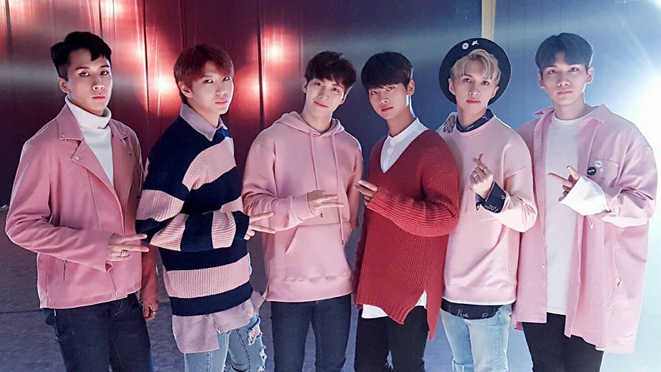 ▲VIXX-Jelly Fish
過去以「和尚公司」聞名的果凍魚雖然過去有音源強者朴孝信,但朴孝信因為和前經紀公司剪不斷理還亂的糾紛,所以一直以音源為主。真正讓公司專輯、音源銷量齊開紅盤的組合要算是VIXX,在師妹咕咕蛋茁壯之前VIXX還是要繼續辛苦的養家啊!