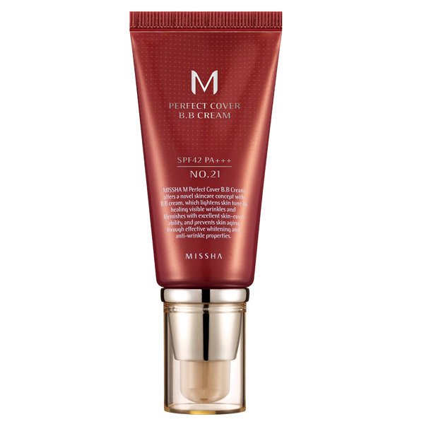 Missha 迷炫完美BB霜 原價$590 特價$295
沒有太多預算又想嘗試韓系底妝的人可以趁這時候購入Missha 這支BB霜,修飾與保濕效果都不錯,分有明亮肌和自然肌2種色號。