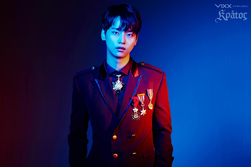 ♥VIXX N
-「舞台上所呈現出的掌握力和才氣很有魅力,雖然很性感,外貌卻又很可愛,私底下的品德也都很好,讓人不知不覺會被他吸引,擁有讓人心動的奇妙魅力。」