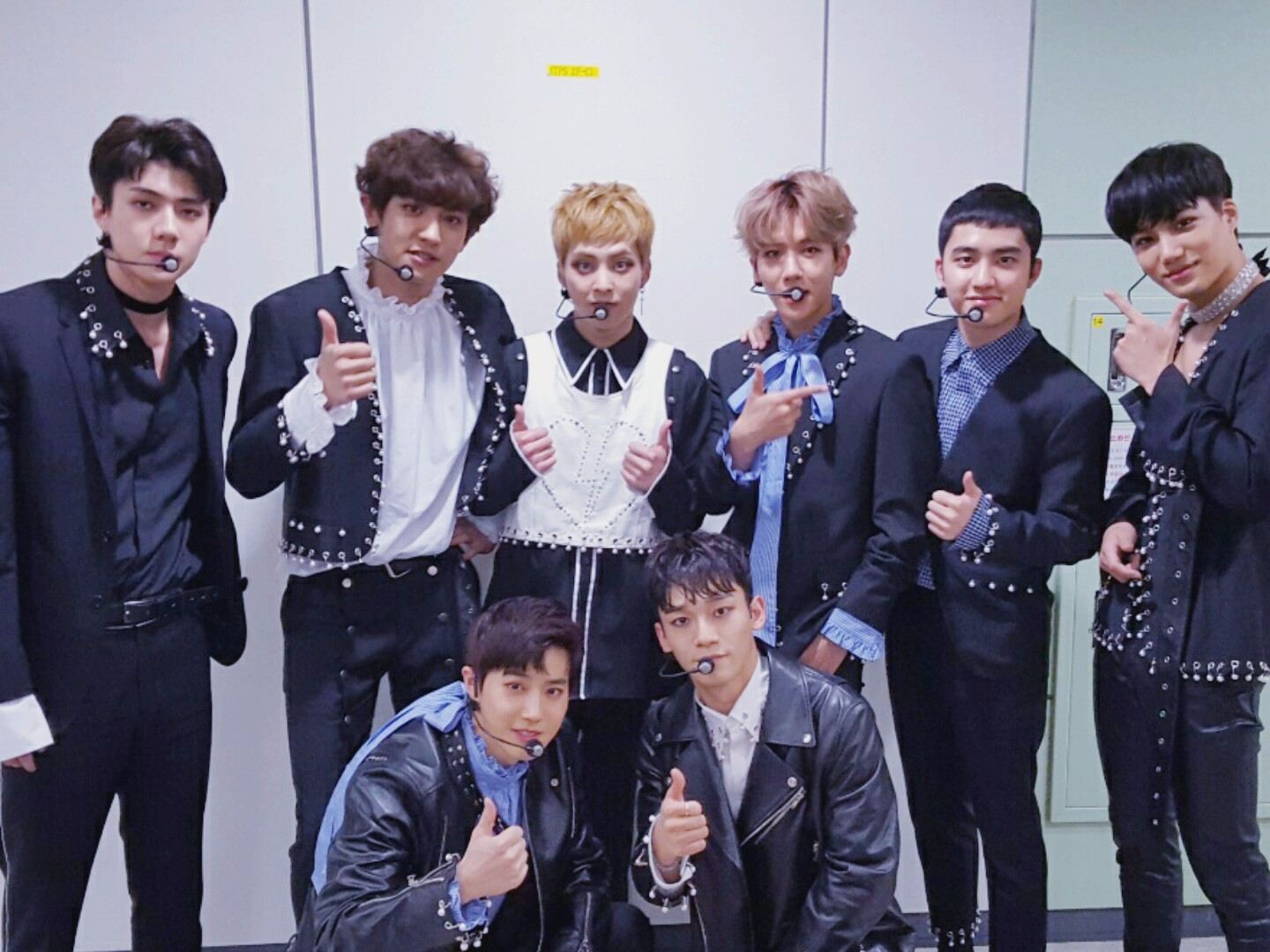 所有歌手發專輯或單曲的第一時間,通常都會以Melon音源榜為確認成績的依據
最近公布了2016年Melon音源榜成績TOP100
就來看看三大經紀公司的成績如何~!
(以各經紀公司發表的音源為主(OST、featuring除外))