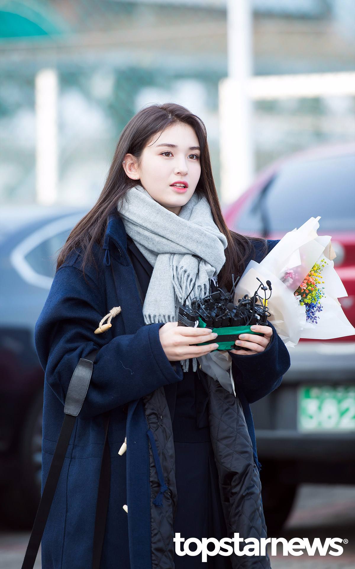 而6~12名依序為:sistar孝琳, 以及年紀最小、榜上輩份最小的新人I.O.I Somi,以及APINK的恩地、OMG的JinE、Lovelyz的Kei、Gfriend的Yerin,