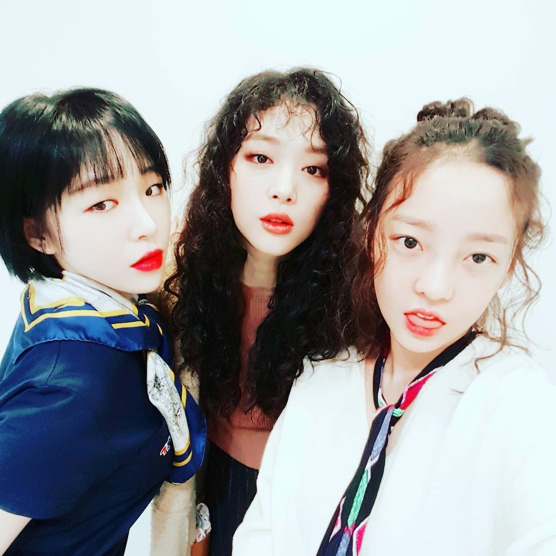 8位 GAIN-paradise lost
太過強調身體的服裝加上趴在地板的舞蹈動作
而被禁止放送,但這支MV在公開後四日就突破350萬點擊紀錄
