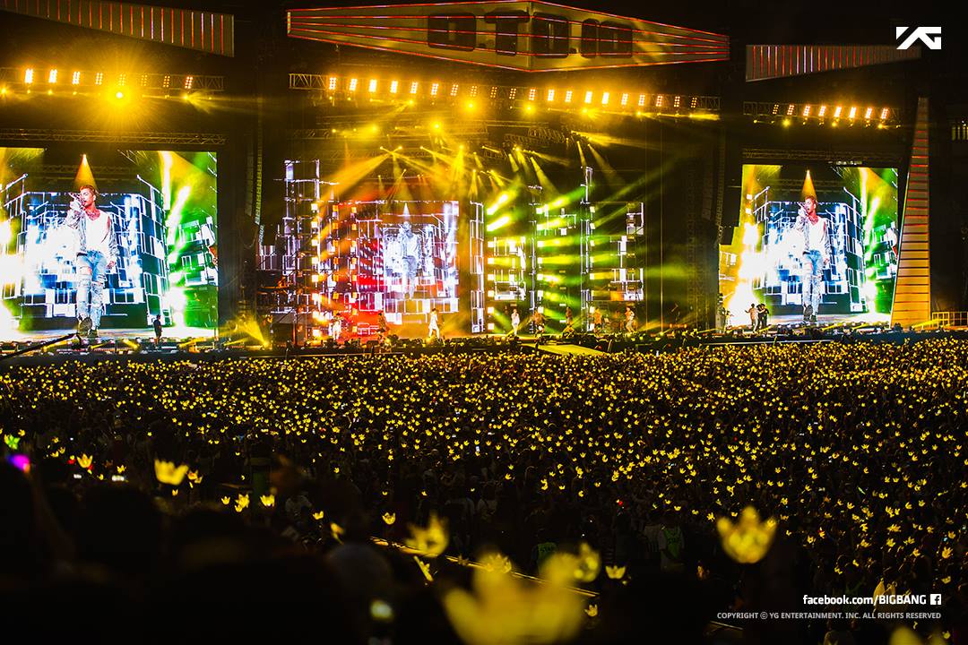 BIGBANG
幾乎不用多說,真正在跑「世界巡迴」的團體,BIGBANG不論在北美還是南美,只要開演唱會就會Sold out,而且YG家的長工哥哥雖然去年在日本辦過超多場的演唱會 ,但還是照樣吸引 V.I.P前往朝聖,在日本的人氣當然是不用說了