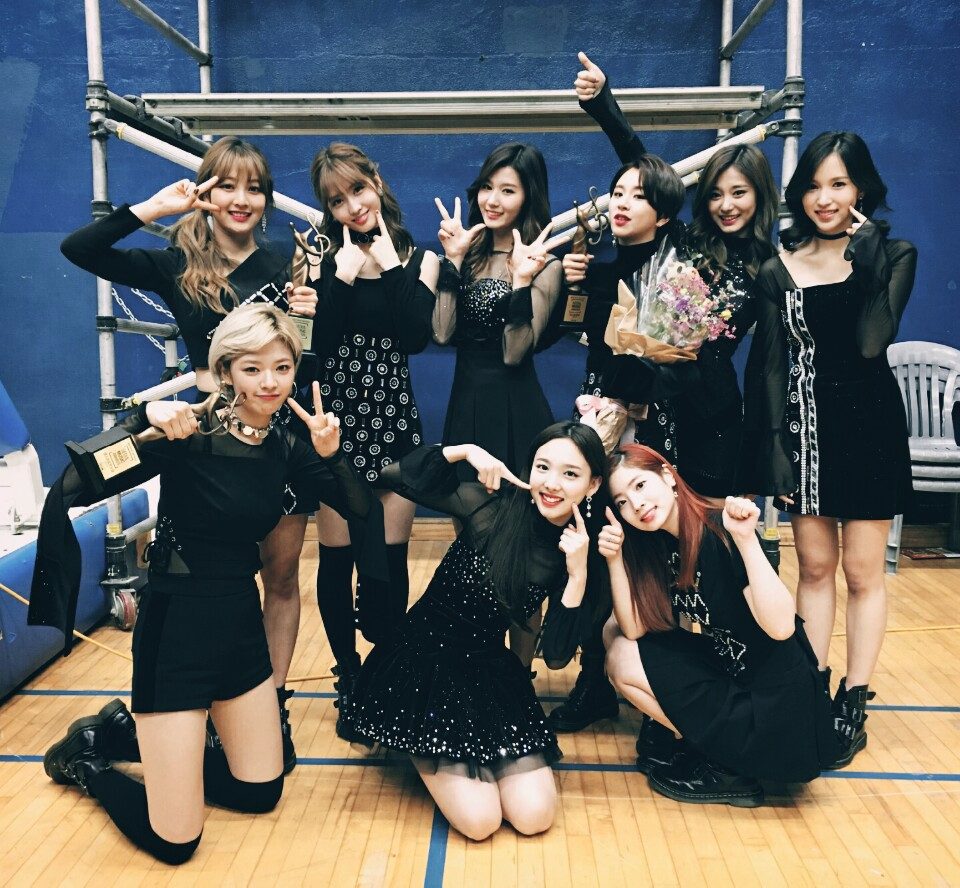 TWICE
唯一一組上榜的女團,則是同樣還沒有在日本出道的TWICE, 在韓國新生代女團中也有壓倒性人氣的她們,在成員中三位日本籍成員的帶頭之下,才剛釋出在日本要出道的消息就引起討論