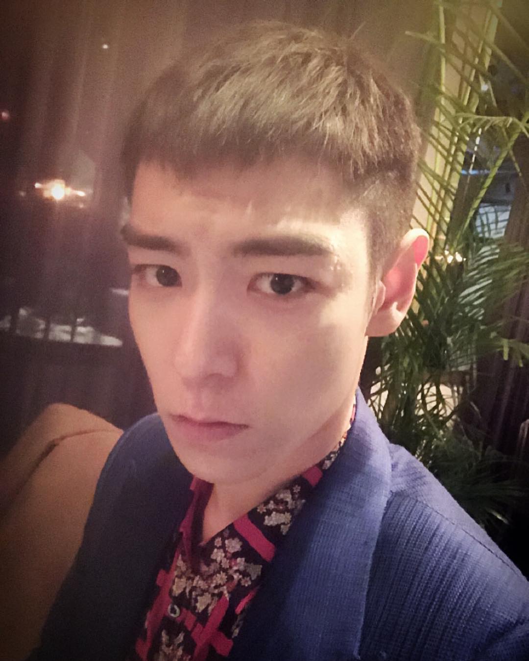 深邃的五官加上他迷死人的微笑,誰能抵擋的了?
TOP歐巴 VIP們會乖乖等你回來的,我們絕對不會忘記你的!!!
