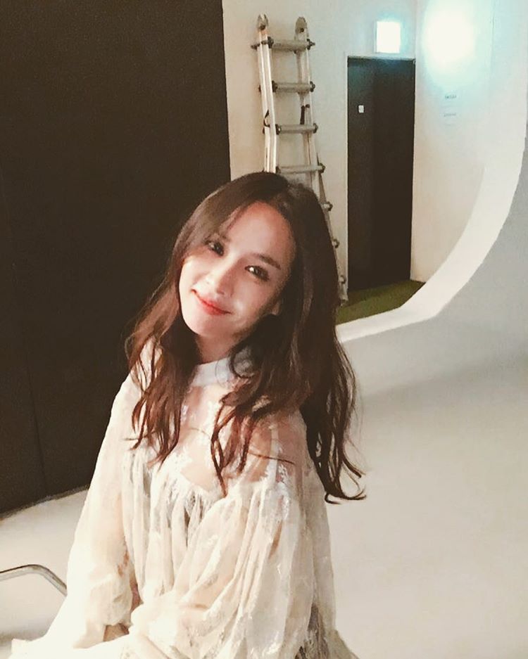 第5名-趙如晶
趙如晶擁有健康而性感的身材,她每天的主食是地瓜.雞蛋及堅果類食品,並堅持每天做30分鐘運動,想要擁有好身材就得必須付出努力!!!