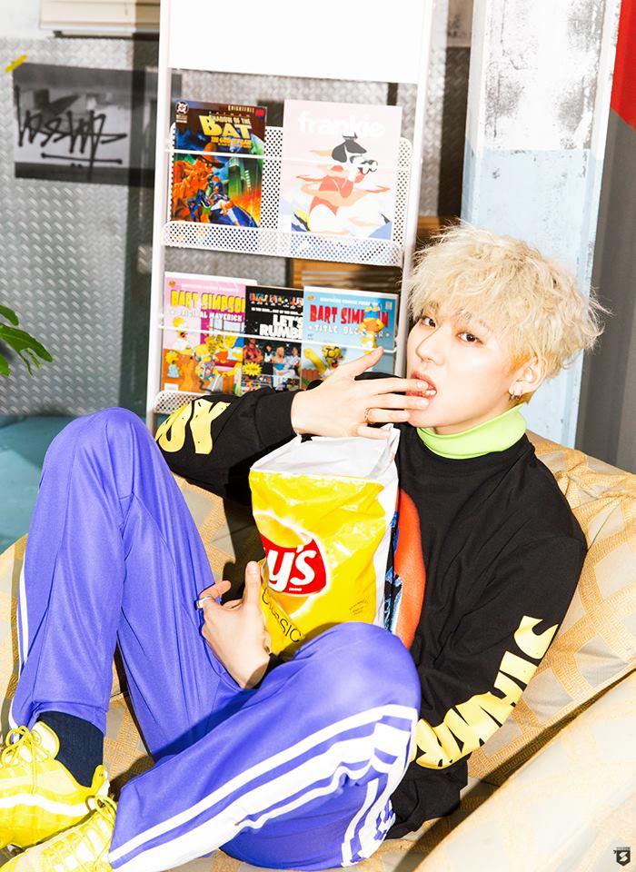 Block B ZICO
粉絲:「我是歐霸的!那歐霸是誰的?」
ZICO聽到後指著自己身後的禮物堆。
粉絲:「??」
ZICO:「妳是我的,所以要去(禮物堆)那裡才行!」